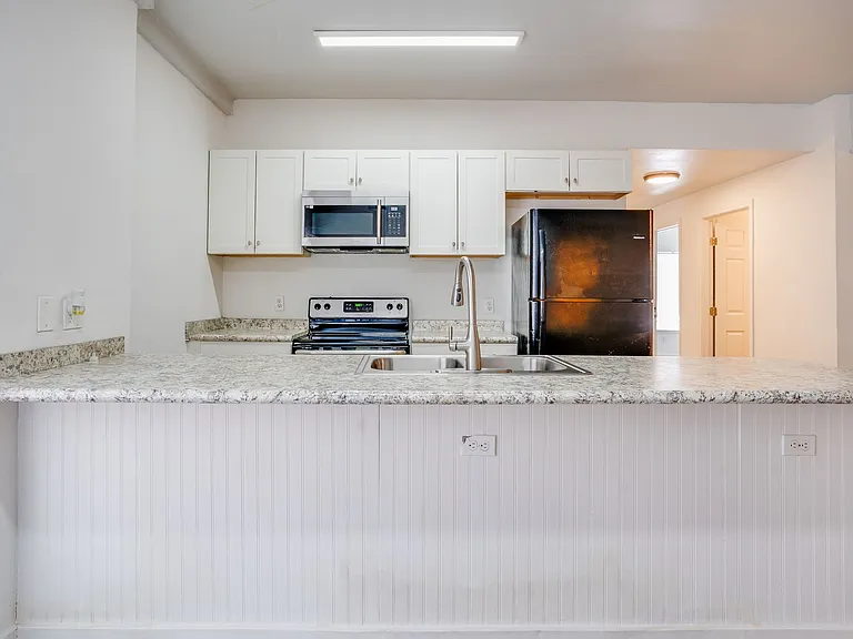 101-103 Cactus St — Photo 21