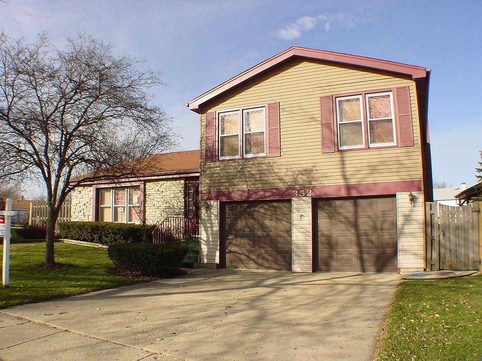 1st image of 352 N Brandon Dr