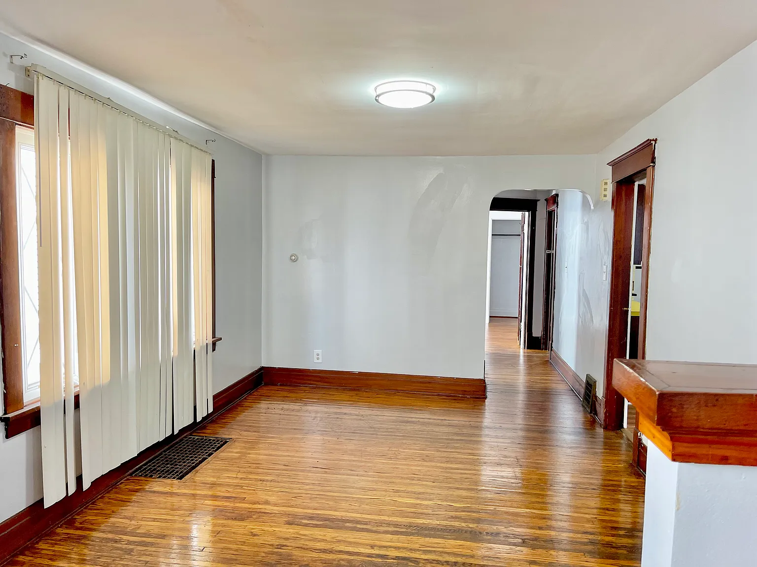 337 Davidson Ave — Photo 4