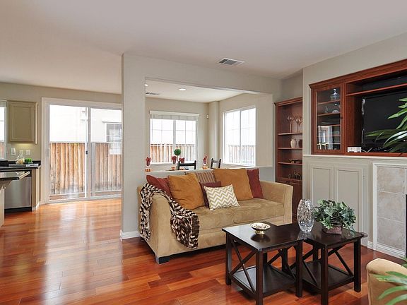5th image of 2167 Kingsbury Cir