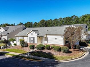 184 Swanee Ln, Woodstock, GA