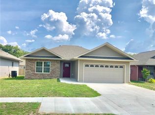 2213 Woodland Dr, Jeffersonville, IN 47130
