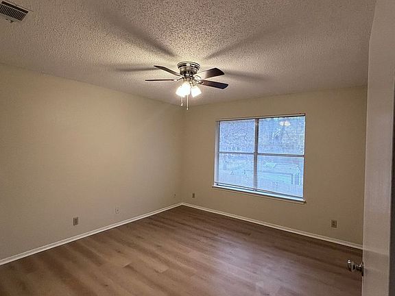 5th image of 3411 Dunliegh Dr #A