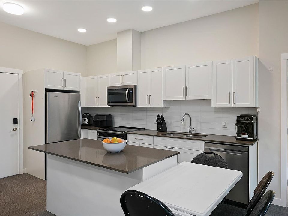 1st image of 2843 Jacklin Rd #104