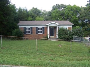2204 Deerwood Rd, Knoxville, TN 37923