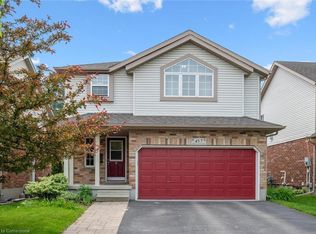 457 Brigantine Dr, Waterloo, ON N2K4A1