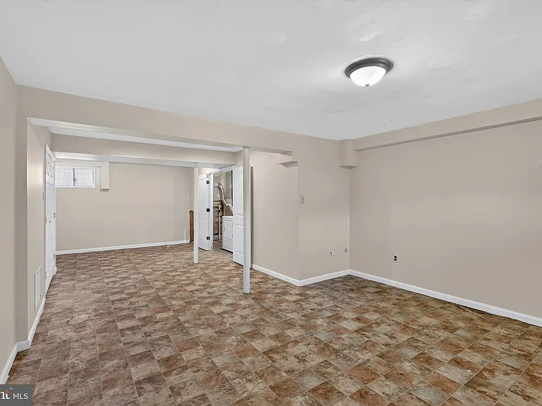 2931 Sunset Ln — Photo 34