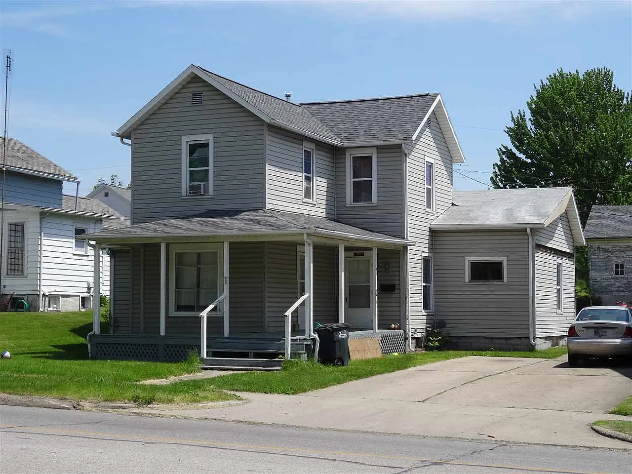 515 S Main St photo 1