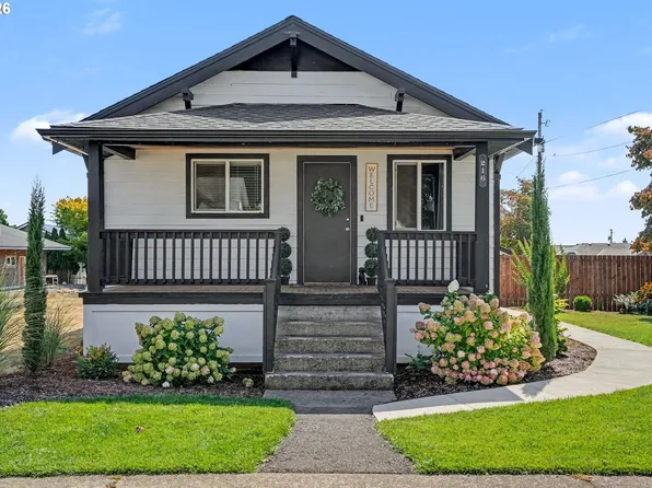 216 E Main St, Sublimity, OR 97385