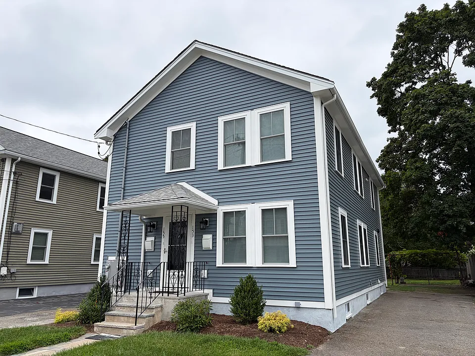 153 Grove St #153
