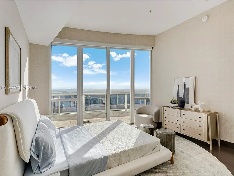 18201 E Collins Ave #TS1 — Photo 36
