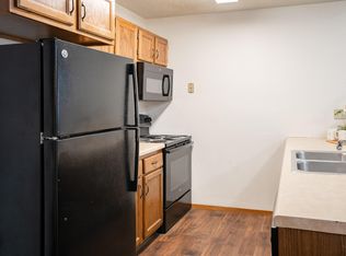 Cedars 4, Fargo, ND 58103