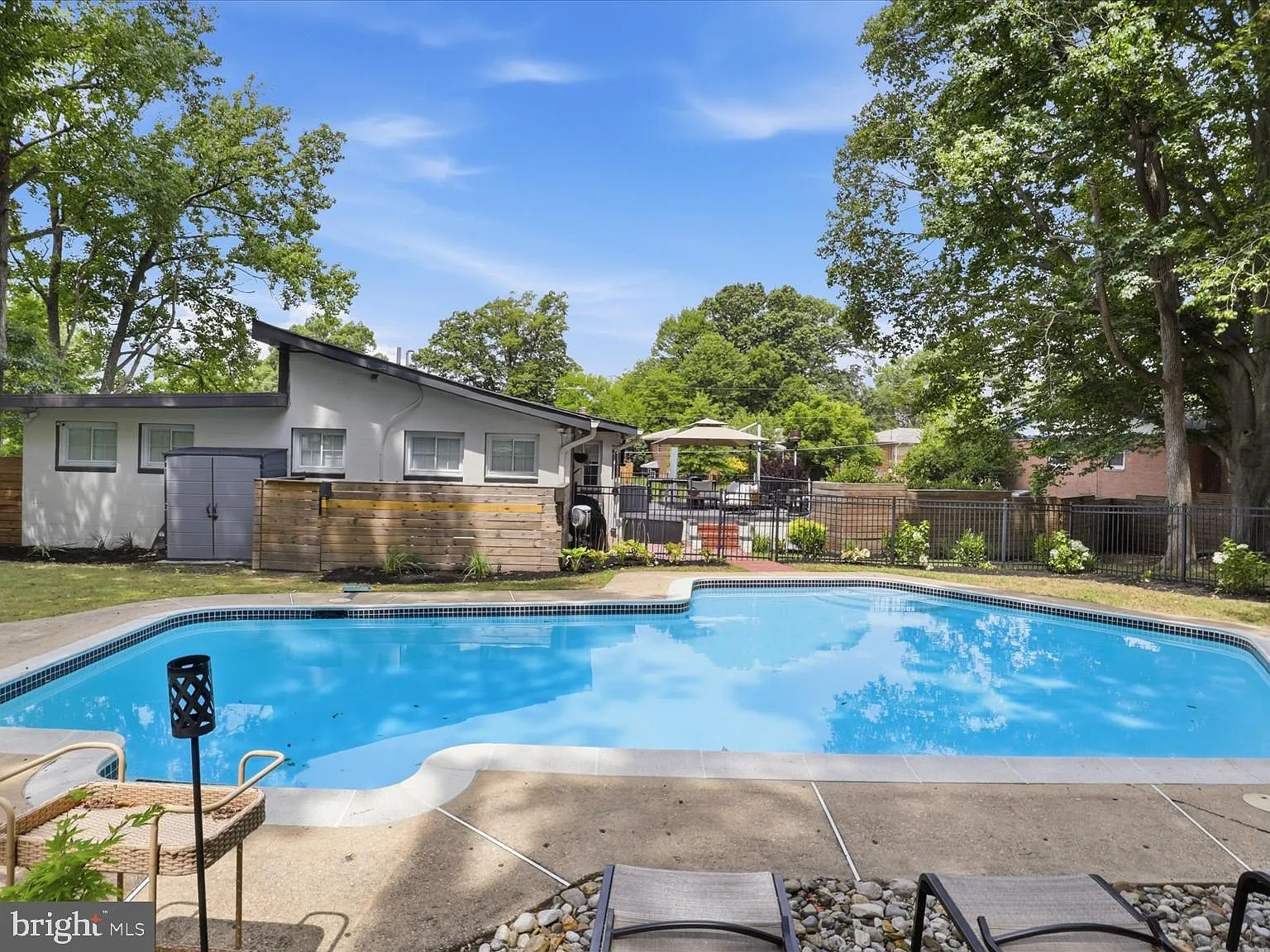 5 bed, 1256 sqft, $4,500 — Photo 4
