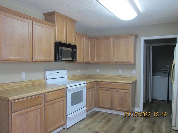 4th image of 6288 105th St #1