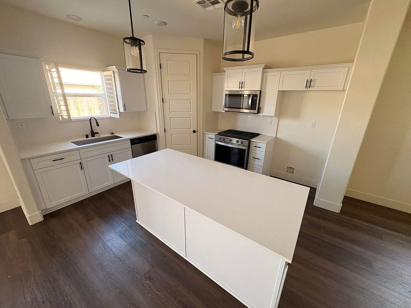 Cozy Home for rent in Visalia — Photo 4