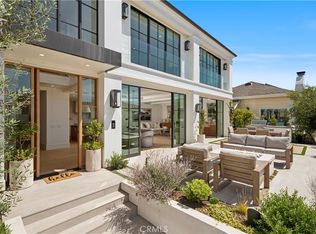 2820 Bayview Dr, Corona Del Mar, CA 92625