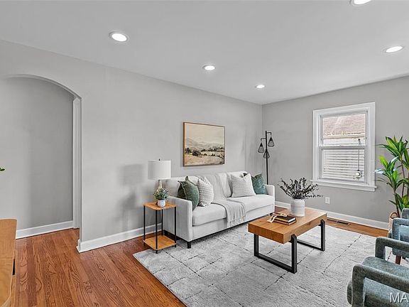 5th image of 407 Rose Ln