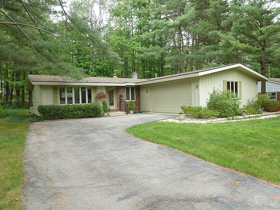 1st image of 2125 Birchwood Ct