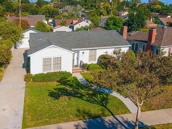 2nd image of 912 Verdugo Circle Dr