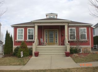 1063 Graystone Rd, Holland, MI 49423