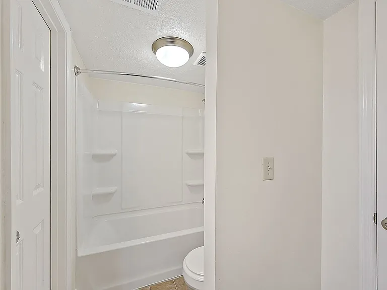 Harpers Point Apartments* — Photo 79