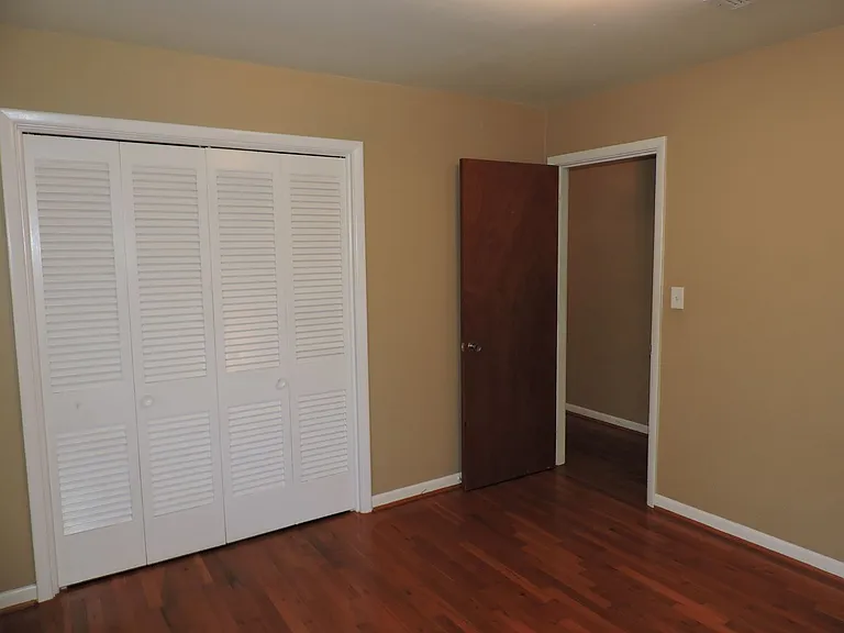 8220 Excelsior Dr — Photo 20