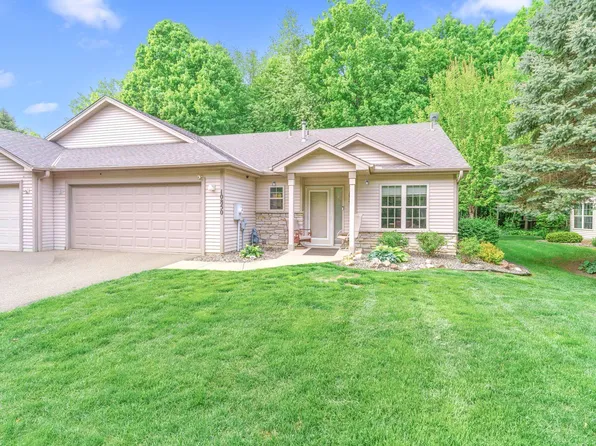 10850 Woodland Dr, Chisago City, MN 55013