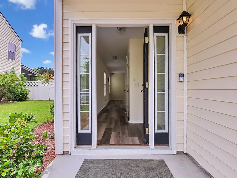 51 Fairgreen St — Photo 4