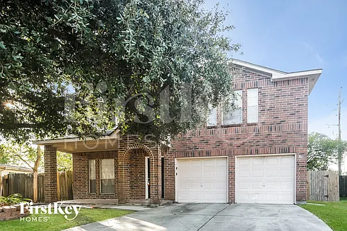19931 Arrowsmith Dr Photo 1