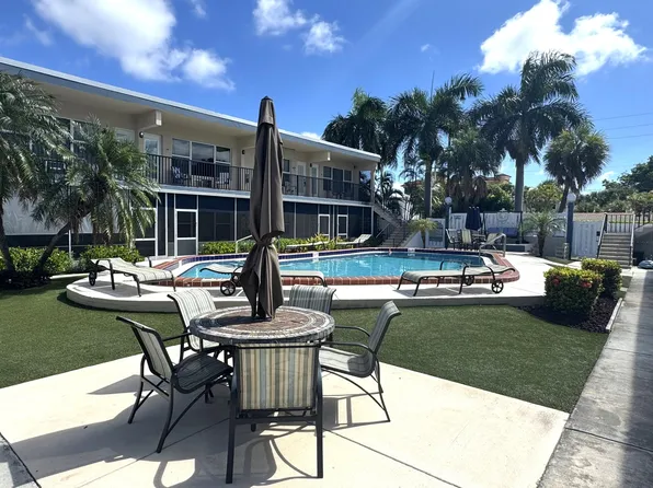 1960 NE 1st St #7D, Deerfield Beach, FL 33441