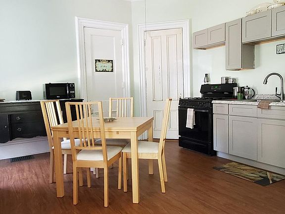 2nd image of 210 Green St #1