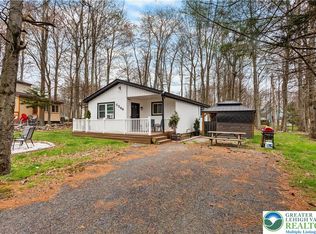 7483 Cottage Ln, Tobyhanna, PA 18466