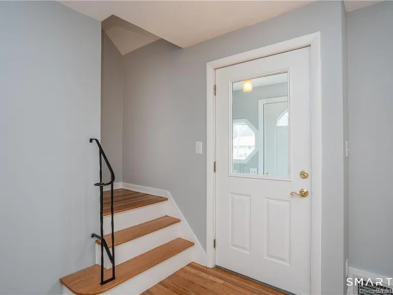 34 John Smith Dr — Photo 4