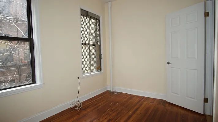 Rented by BRICK & GALO REALTY CORP | media 19