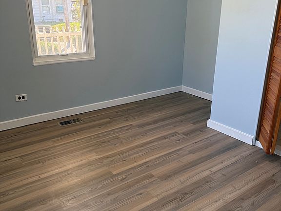 5th image of 6000 Eleanor St