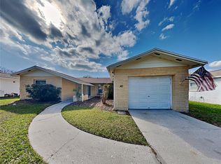 143 Valley Cir, Brandon, FL 33510