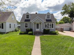 514 28th Ave, Moline, IL 61265