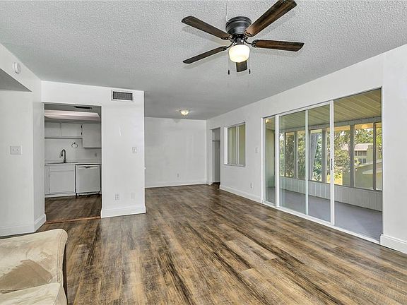 2nd image of 637 Silver Pass APT B