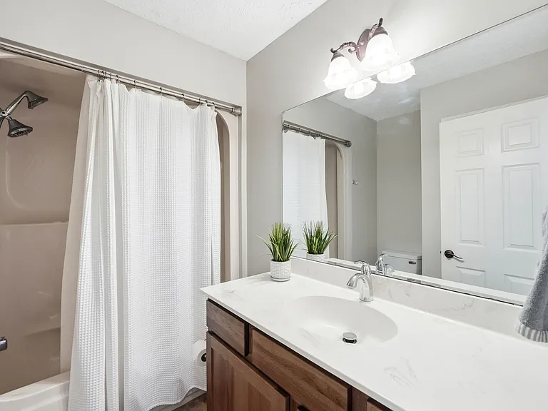 505 Hickory Rd — Photo 7