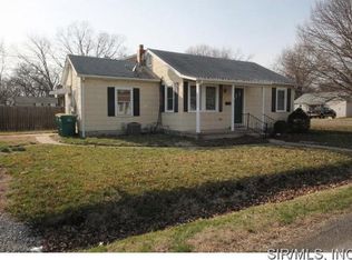 11 N August St, Mascoutah, IL