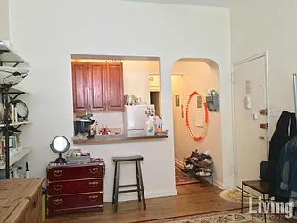 Rented by Living New York