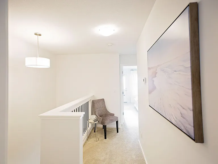 142 Chappelle Dr SW — Photo 3
