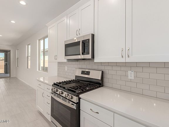 3rd image of 5358 W LAS PALMARITAS Drive