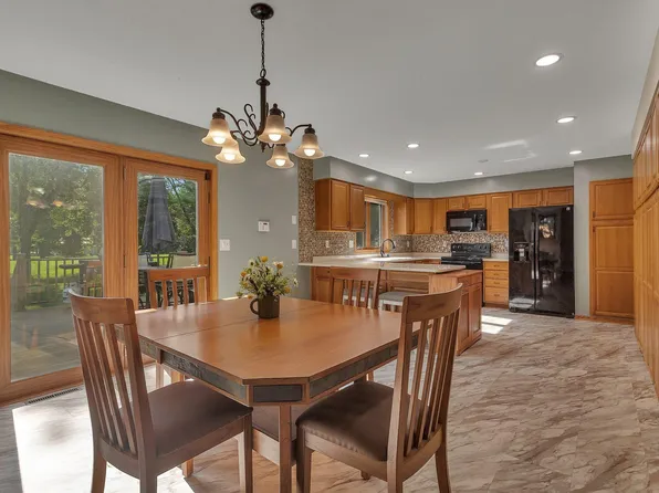 543 6th St, Buffalo Lake, MN 55314