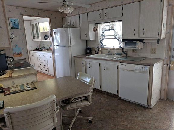 2nd image of 651 Water Lily Dr