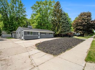 19358 Masonic Blvd, Roseville, MI 48066