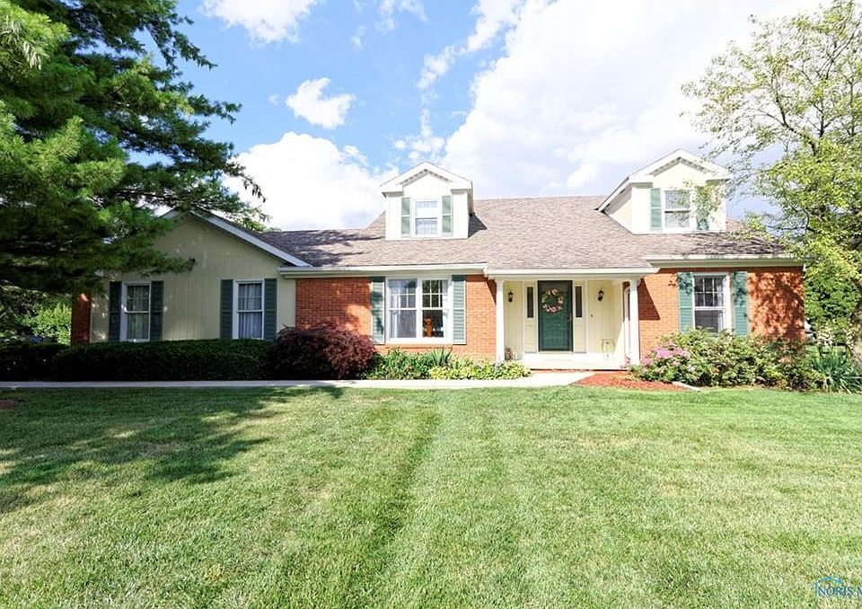 1st image of 595 Carol Dr