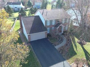 1124 Lakeview Dr, Bridgeville, PA