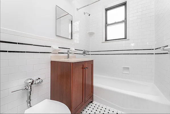 Rented by Modern Spaces | media 16