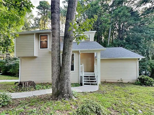 95 Pine Ferry Dr NE, Kennesaw, GA 30144